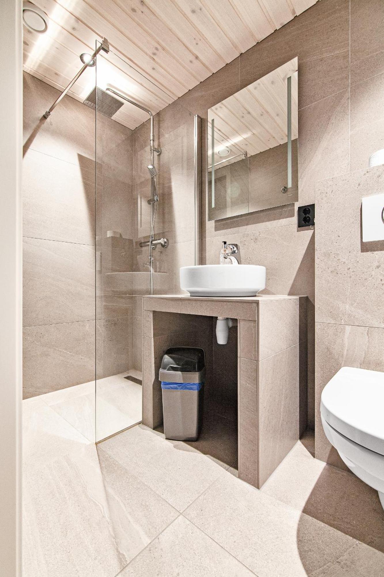 Rorbuleilighet Lysoysundet 1g Apartment Henningsvaer